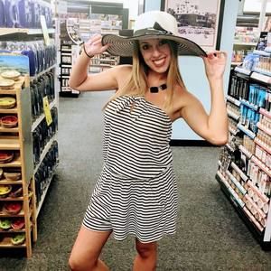 Meet your Posher, Megan